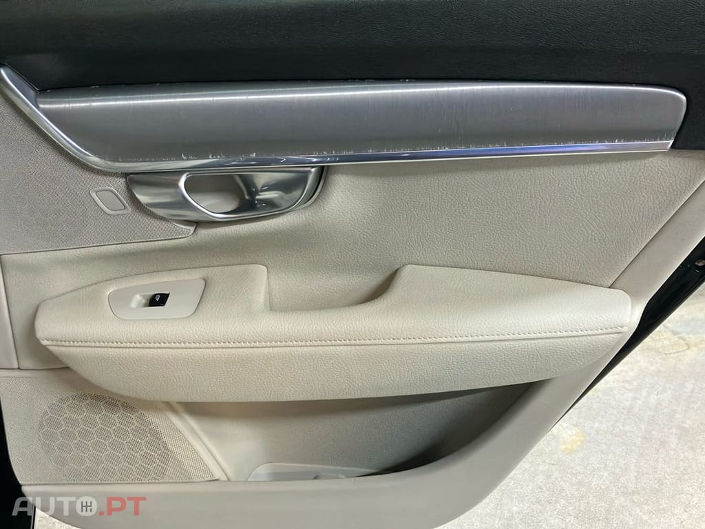 Volvo V90 2.0 D4 Momentum Plus Geartronic