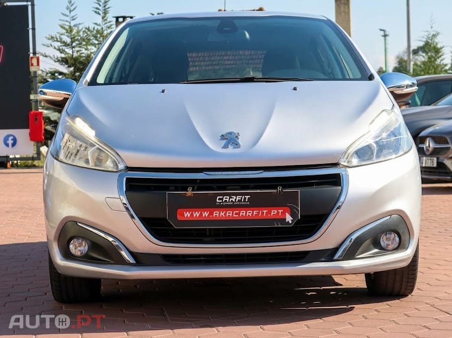 Peugeot 208 1.2 PureTech Style
