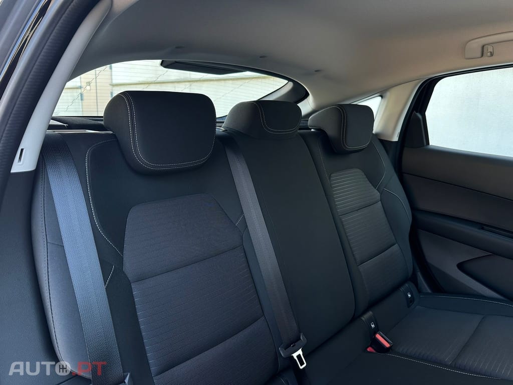 Renault Arkana 1.3 TCe Business EDC