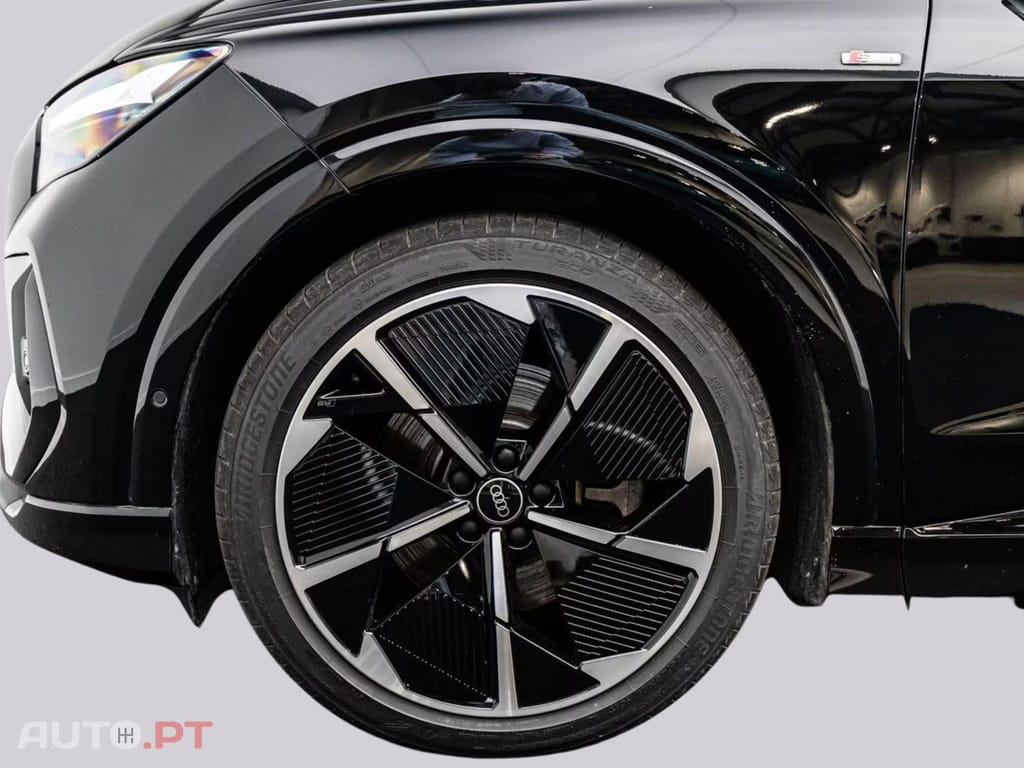 Audi Q4 E-Tron 40 S LINE I.V.A DEDUTIVEL 