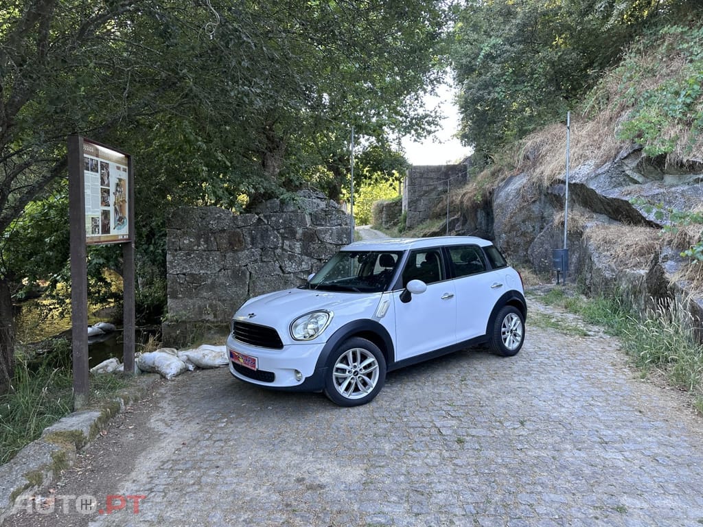 MINI Countryman One D