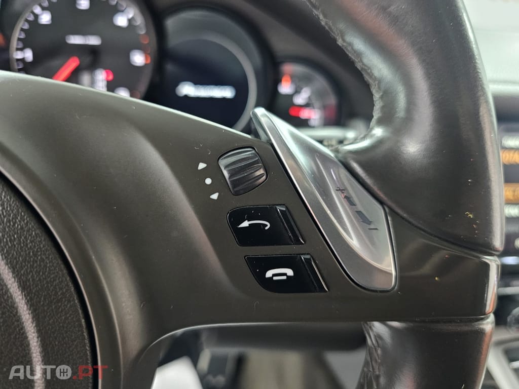 Porsche Panamera Platinum Edition