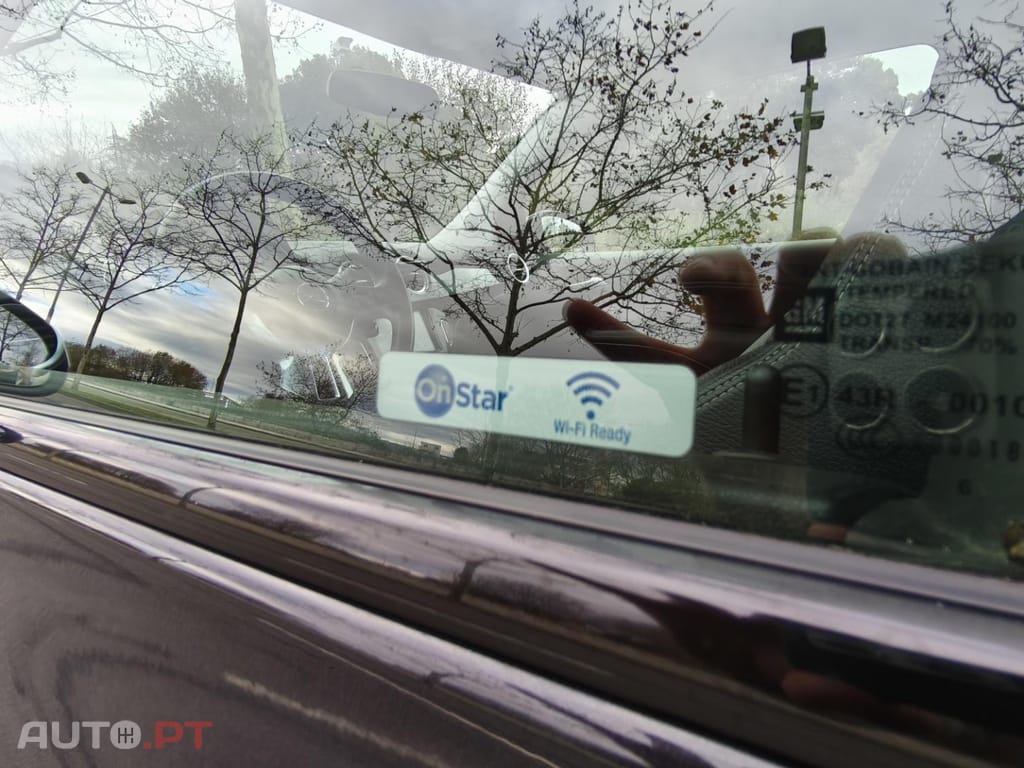 Opel Adam 1.0 T Black Jack