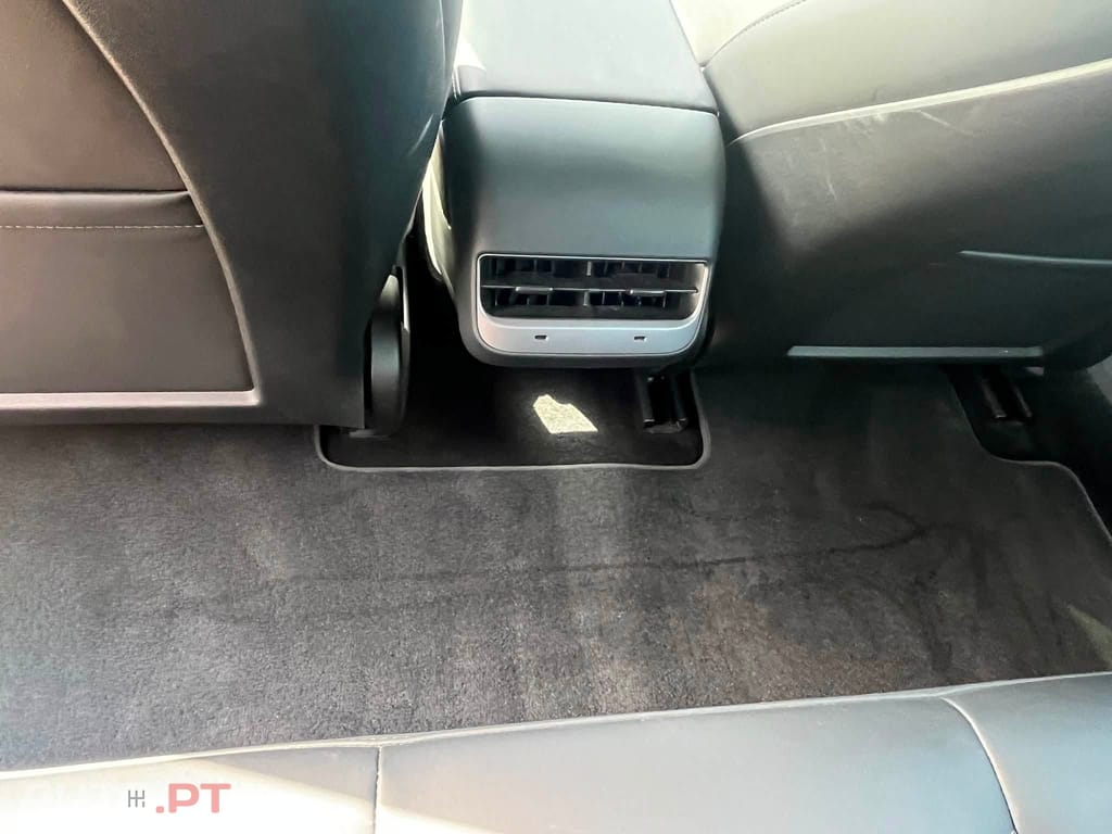 Tesla Model 3 Standard Range Plus RWD