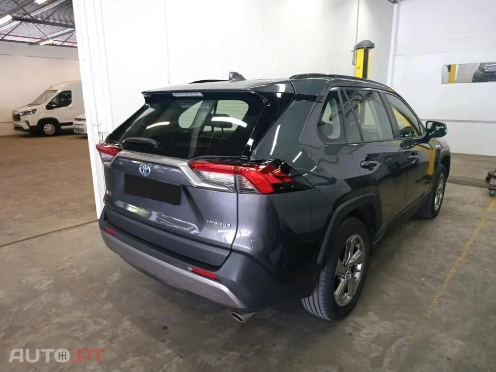 Toyota RAV4 2.5 HDF Comfort
