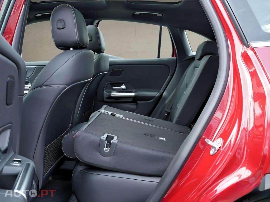 Mercedes-Benz EQA 250 AMG Line