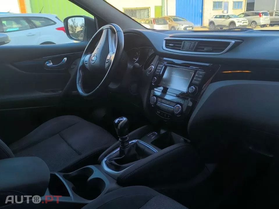 Nissan Qashqai 1.5 dCi Tekna J19