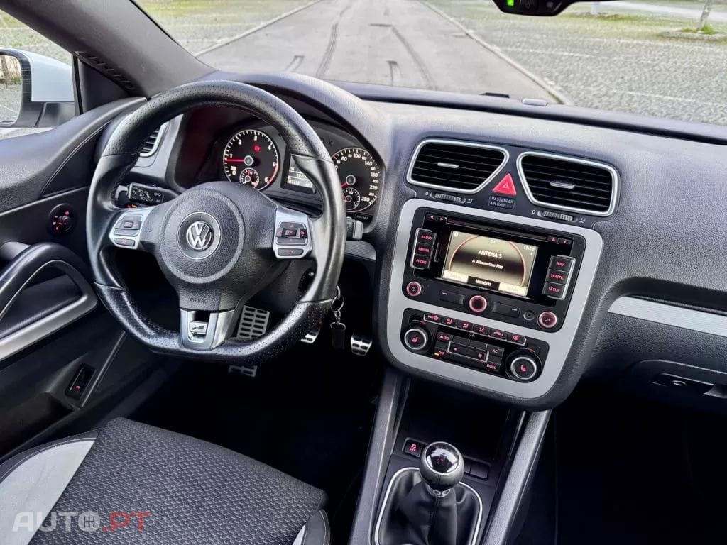 Volkswagen Scirocco 2.0 TDI R-Line