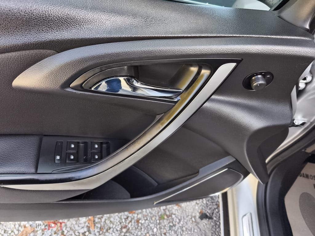 Opel Astra 1.7 CDTi Selection Business