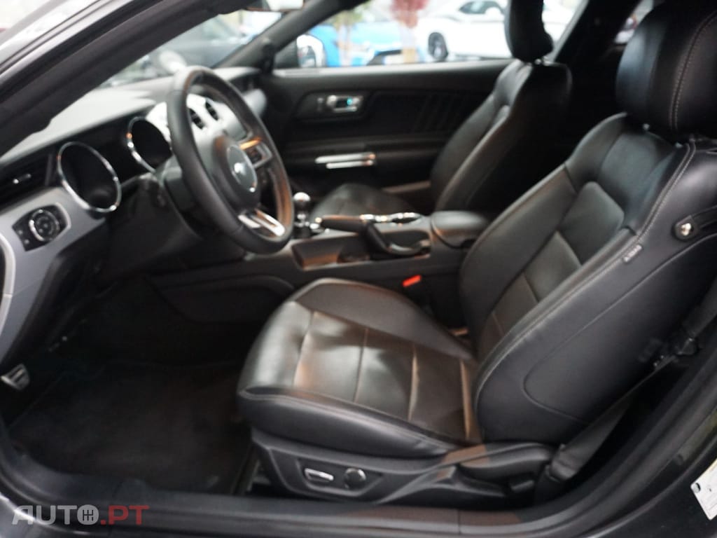 Ford Mustang 2.3i EcoBoost