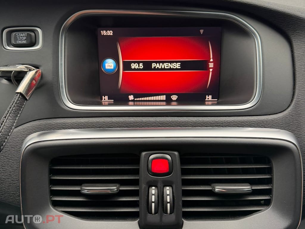 Volvo V40 2.0 D2 R-Design