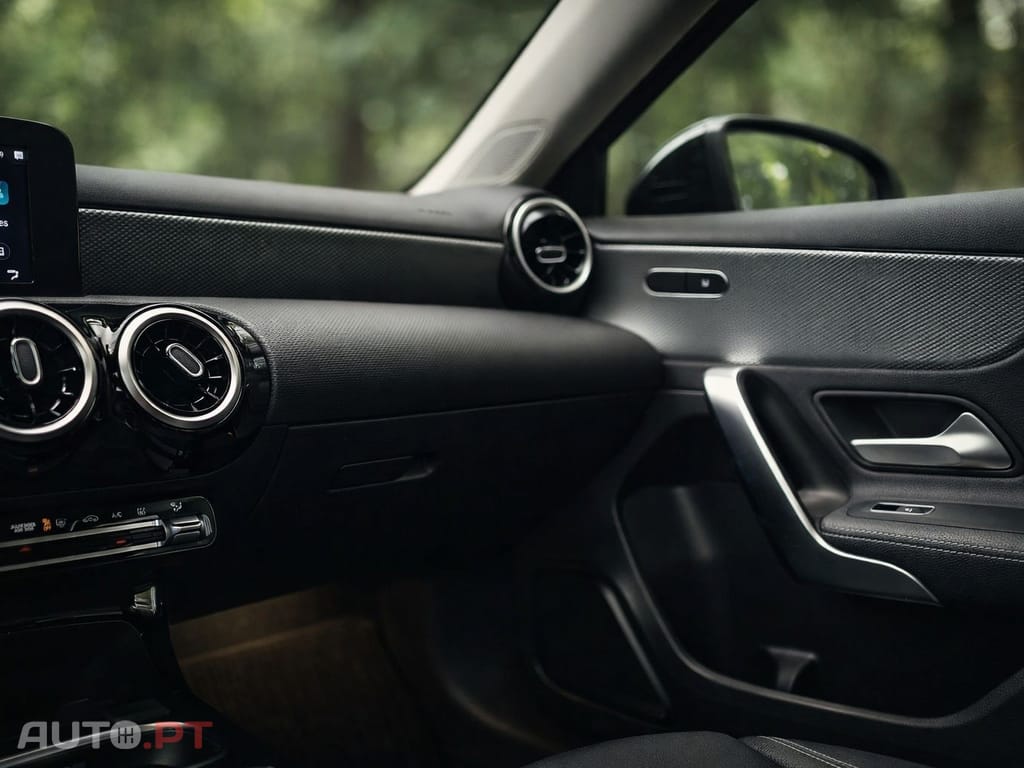 Mercedes-Benz A 250 e 8G-DCT