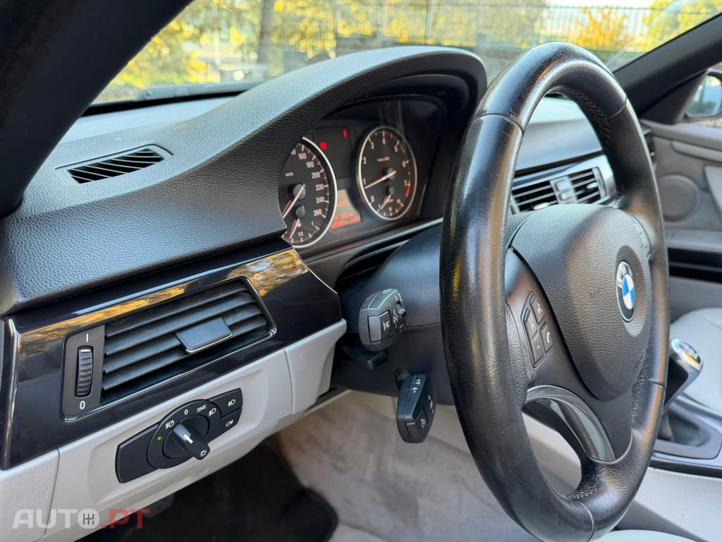 BMW 320 i Cabrio