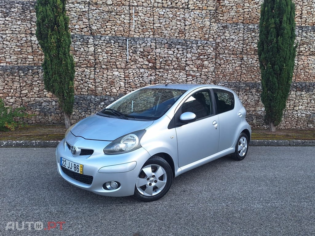 Toyota Aygo 1.0 Plus Sport Pack MM