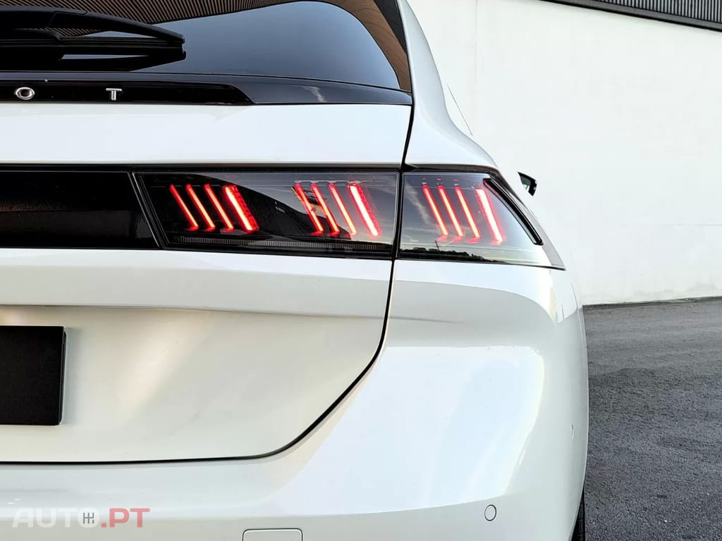 Peugeot 508 SW 360 e-EAT8 SPORT ENGINEERED