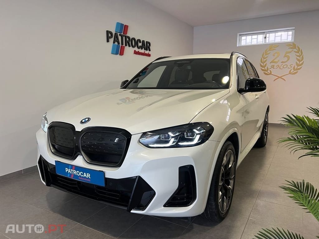 BMW iX3 M Sport Impressive