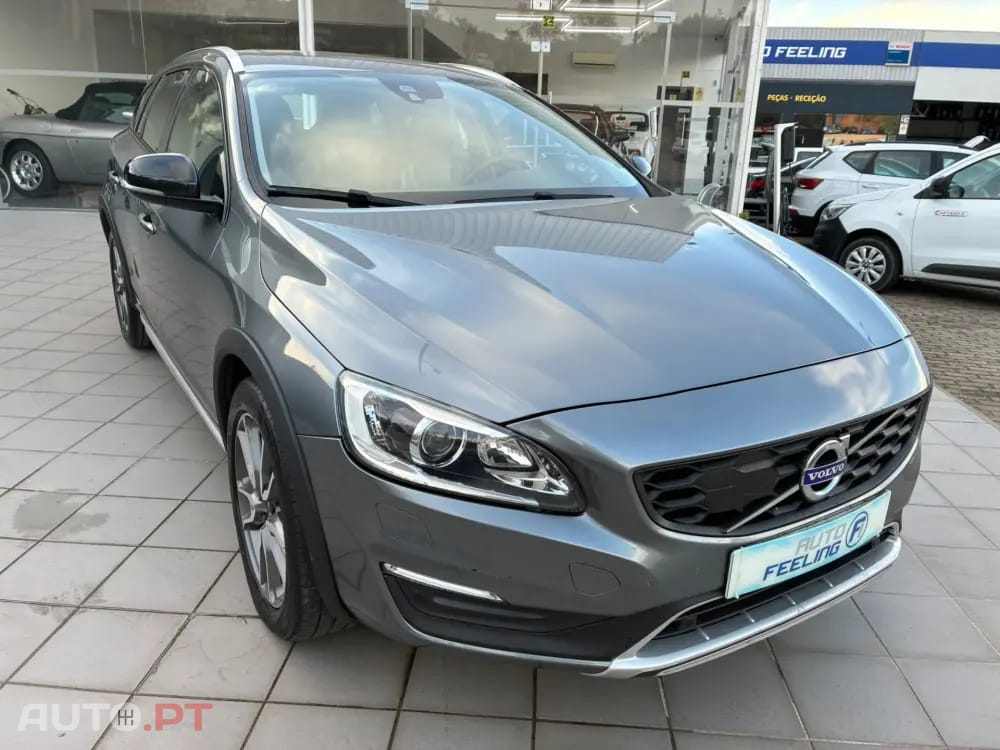 Volvo V60 Cross Country 2.0 D3 Summum Geartronic