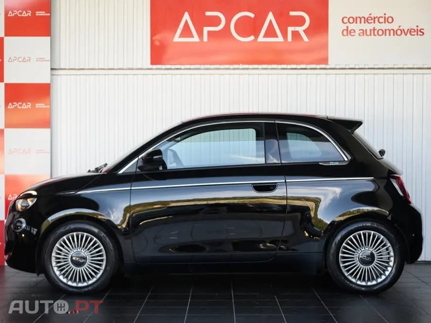 Fiat 500e 42 kWh Icon
