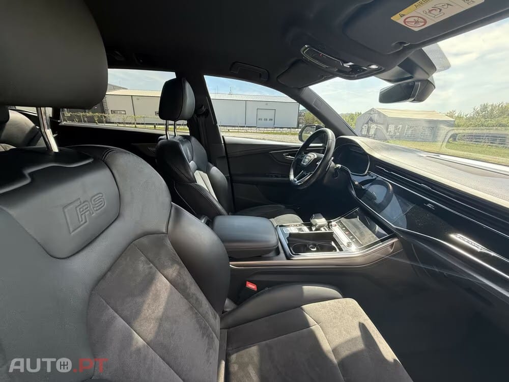 Audi RSQ8 Sport