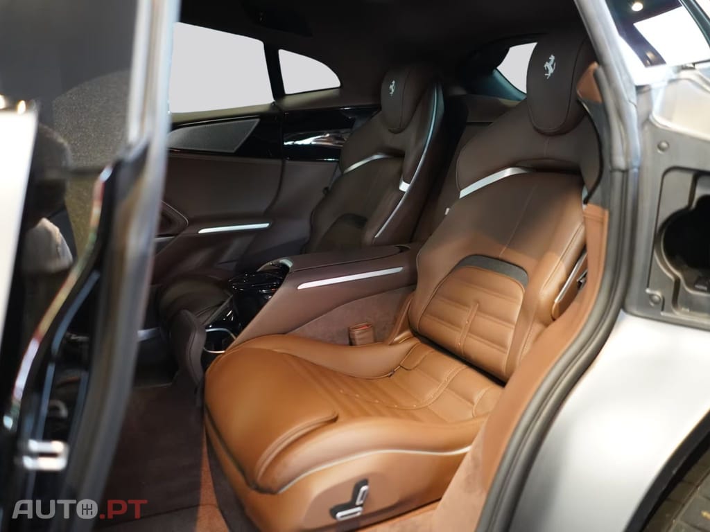 Ferrari Purosangue ND