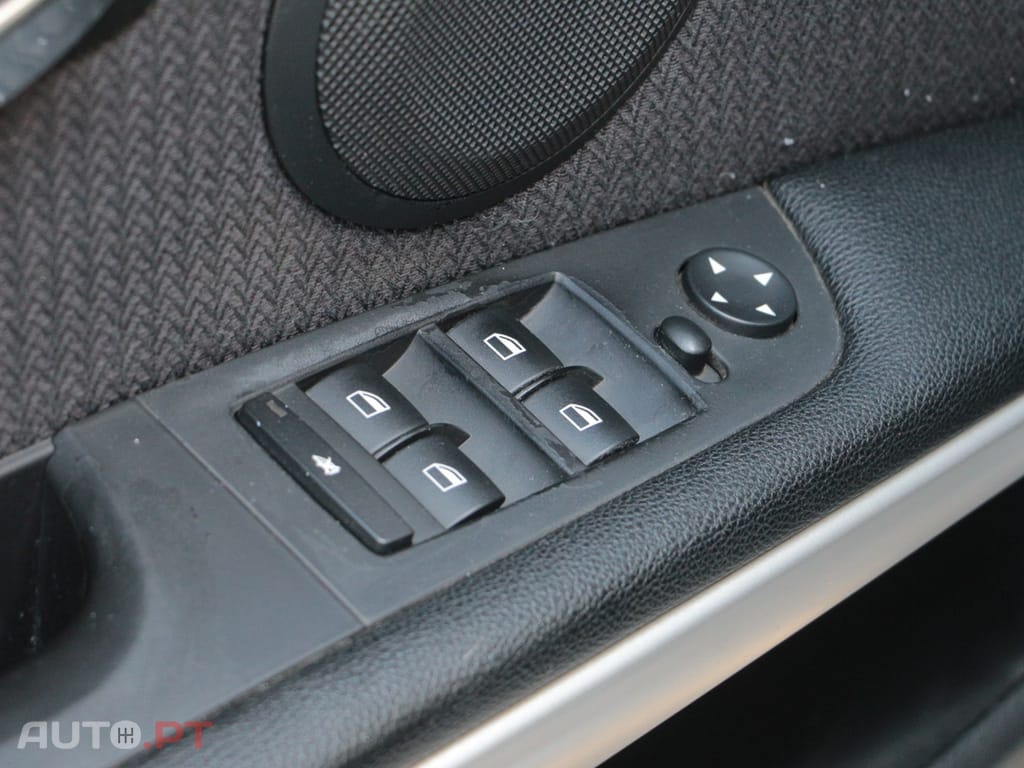 BMW 320 d Touring Navigation Sport