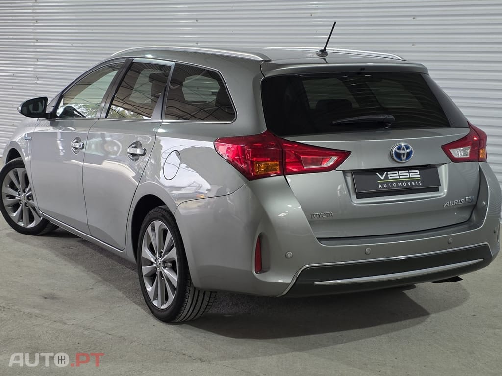 Toyota Auris 1.8 HSD Exclusive +TSS+Navi