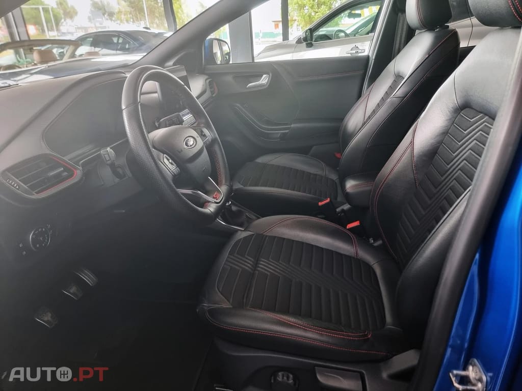 Ford Puma 1.0 EcoBoost MHEV ST-Line