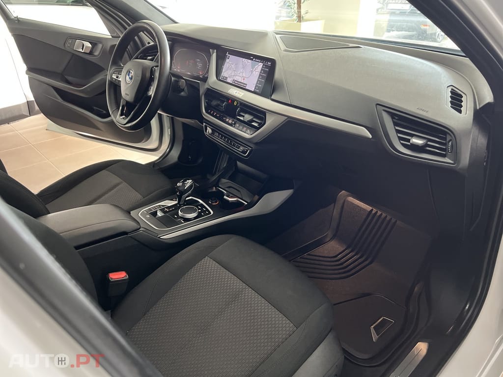 BMW 118 i Aut. Advantage