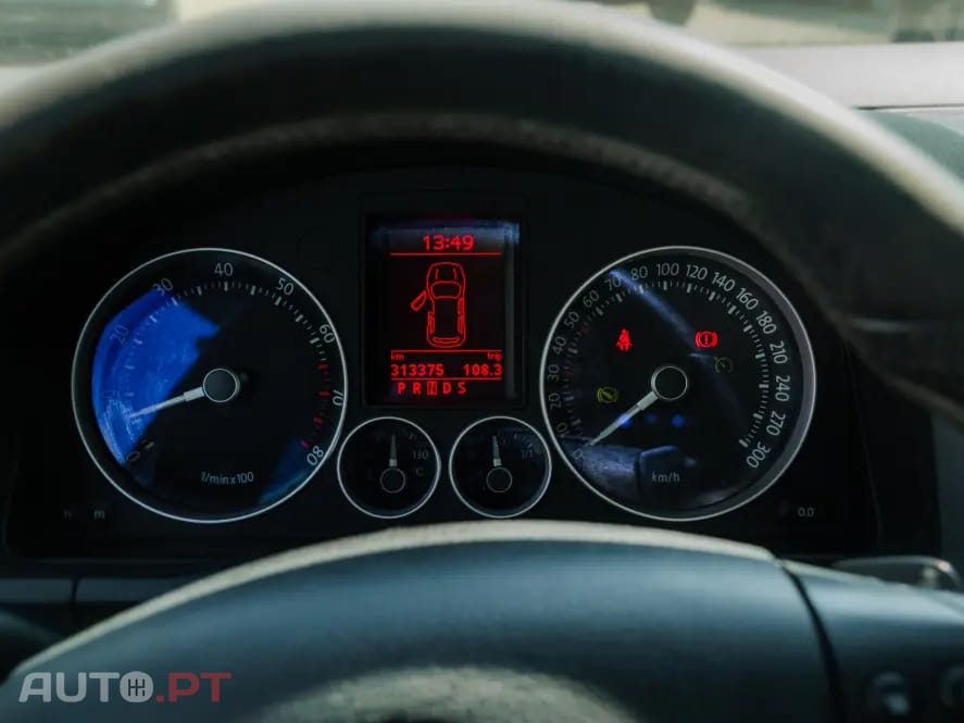Volkswagen Golf 3.2 R32 4Motion DSG