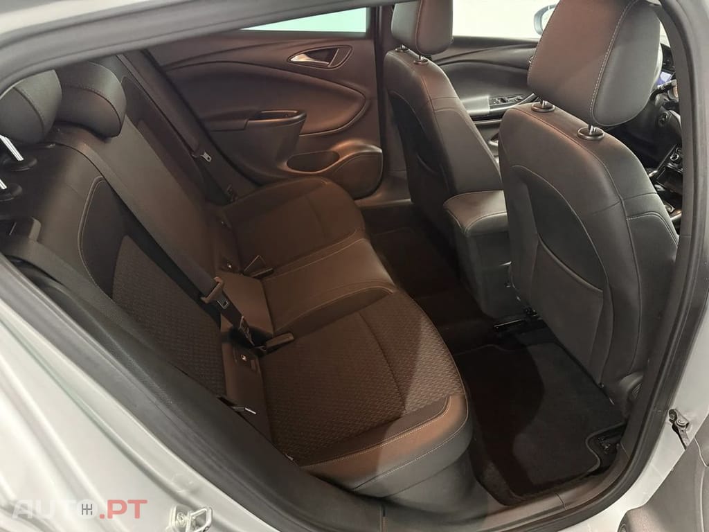 Opel Astra 1.0 Business Edition S/S