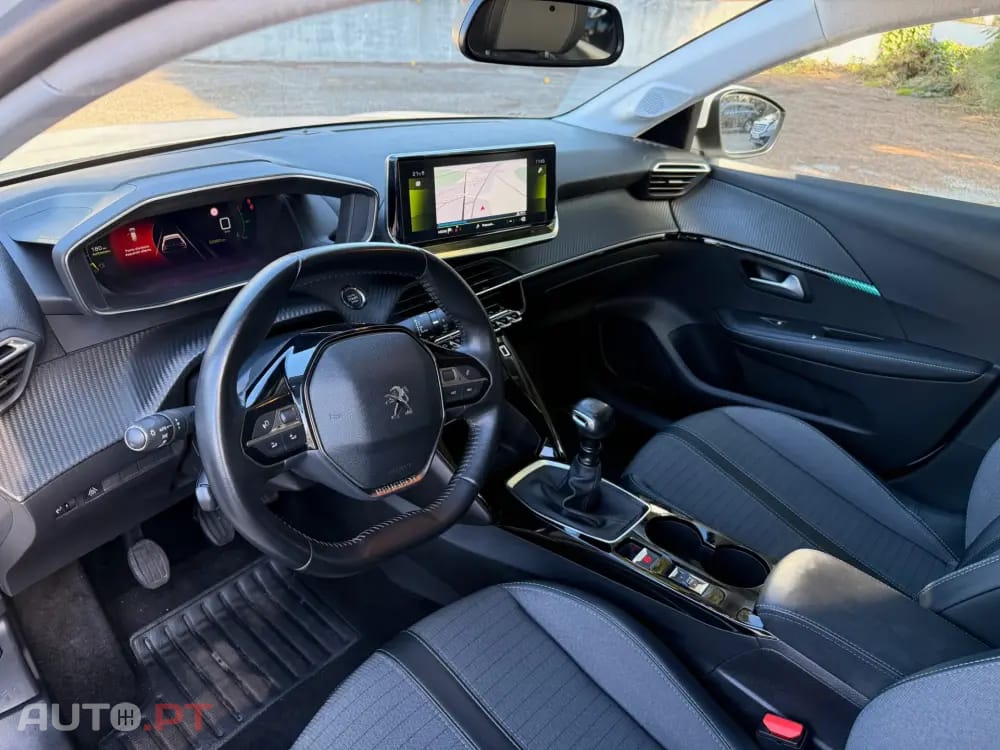 Peugeot 208 1.2 PureTech Allure Pack