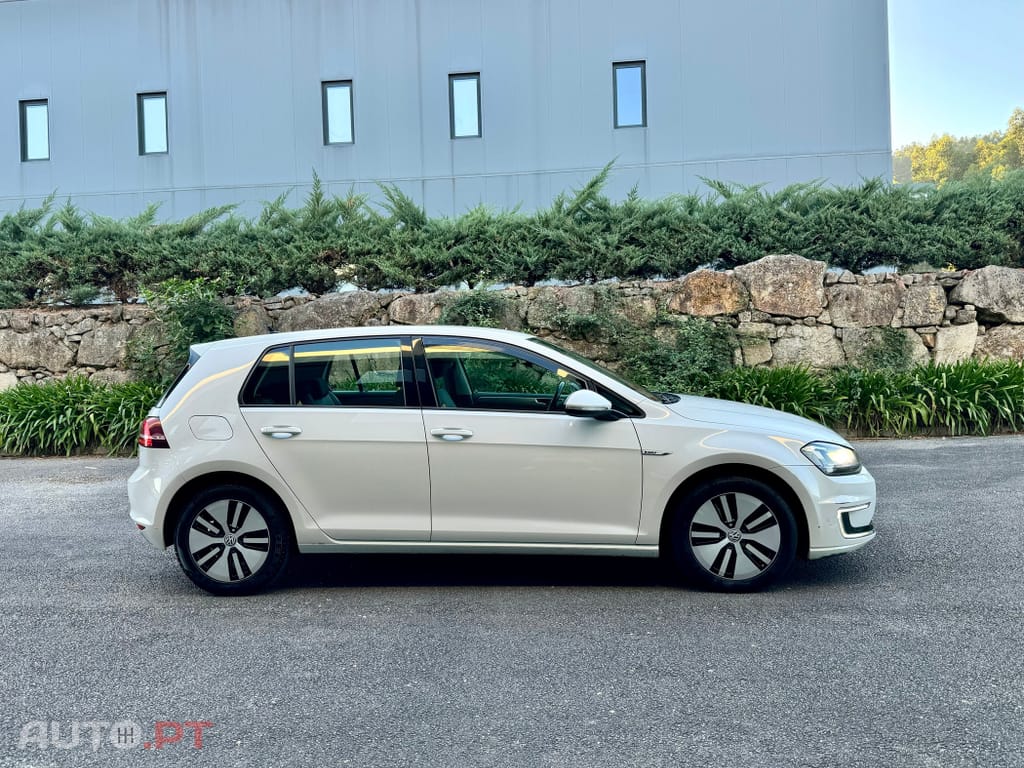 Volkswagen e-Golf AC/DC