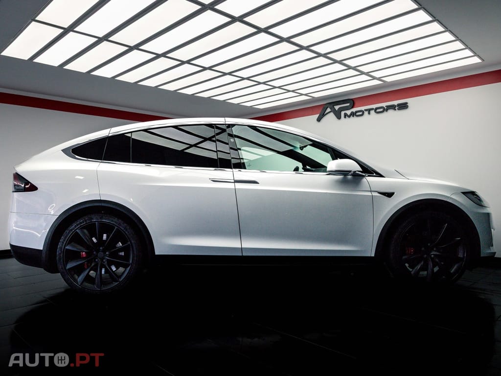 Tesla Model X P100D