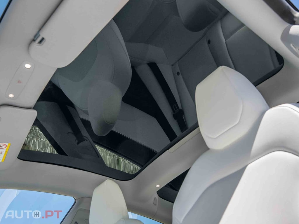 Tesla Model 3 Long Range