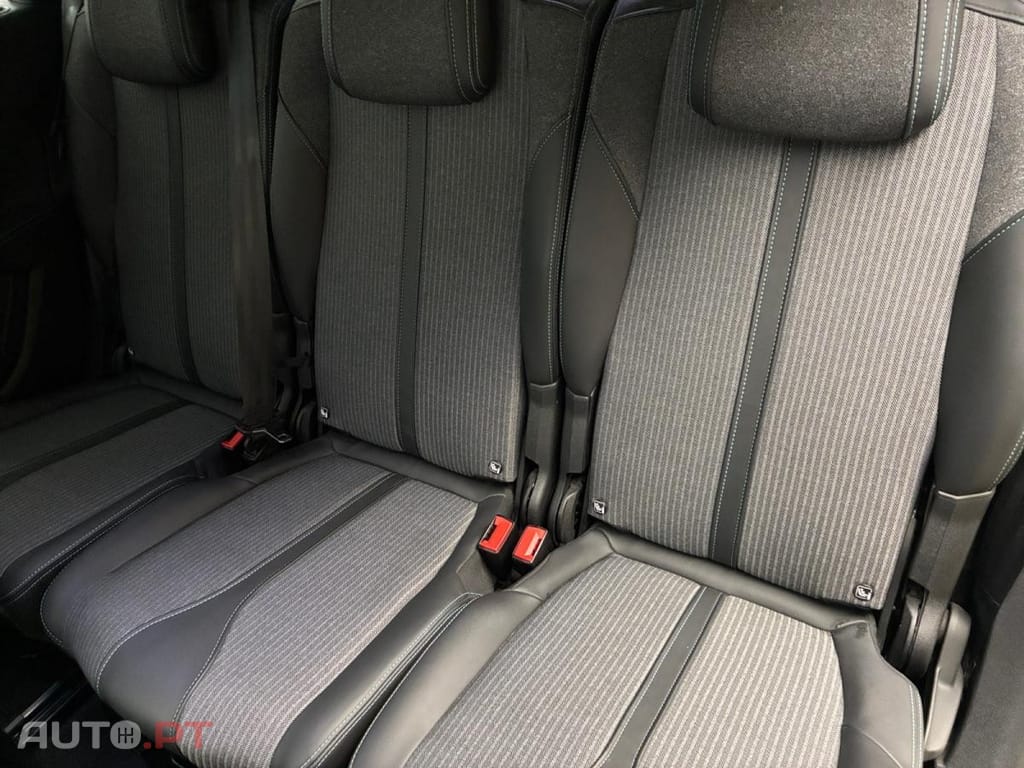 Peugeot 5008 1.5 BlueHDi Allure Pack EAT8