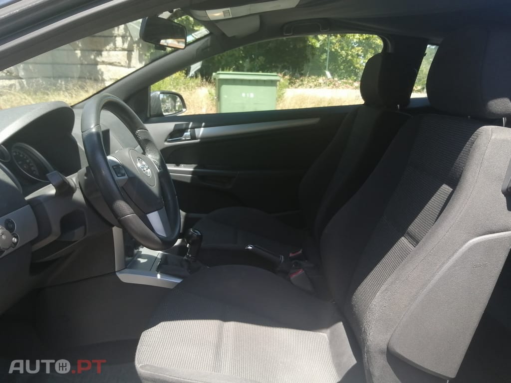 Opel Astra GTC GTC