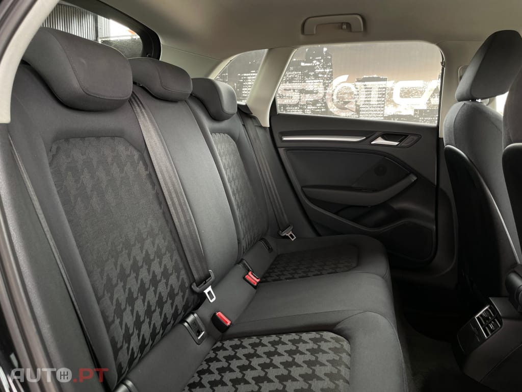 Audi A3 Sportback 1.6 TDi Attraction Ultra