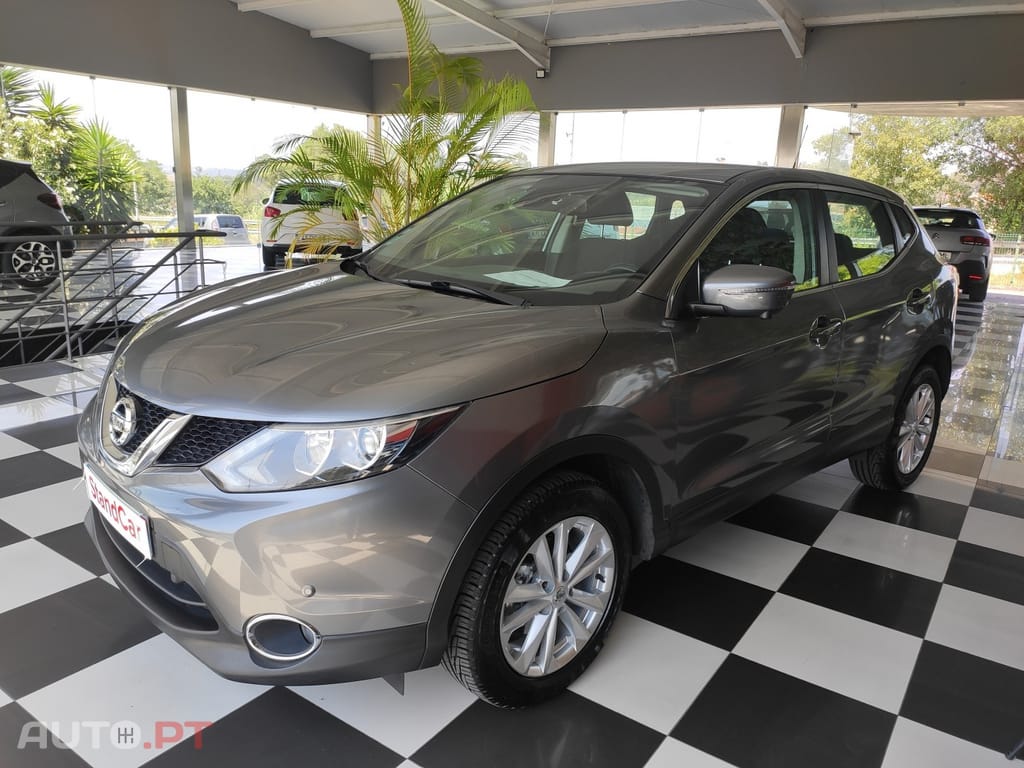 Nissan Qashqai 1.5 dCi Acenta Connect