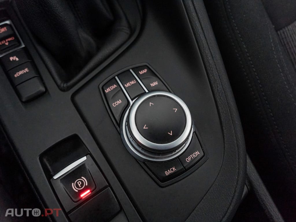 BMW X1 25 e xDrive Corporate Edition