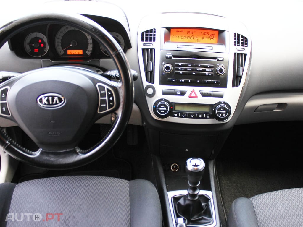 Kia Ceed 1.6 CRDi EX