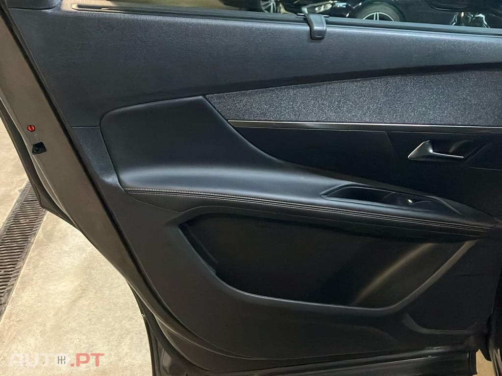 Peugeot 5008 1.5 BlueHDi 130
