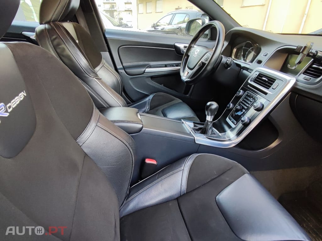 Volvo V60 Rdesign