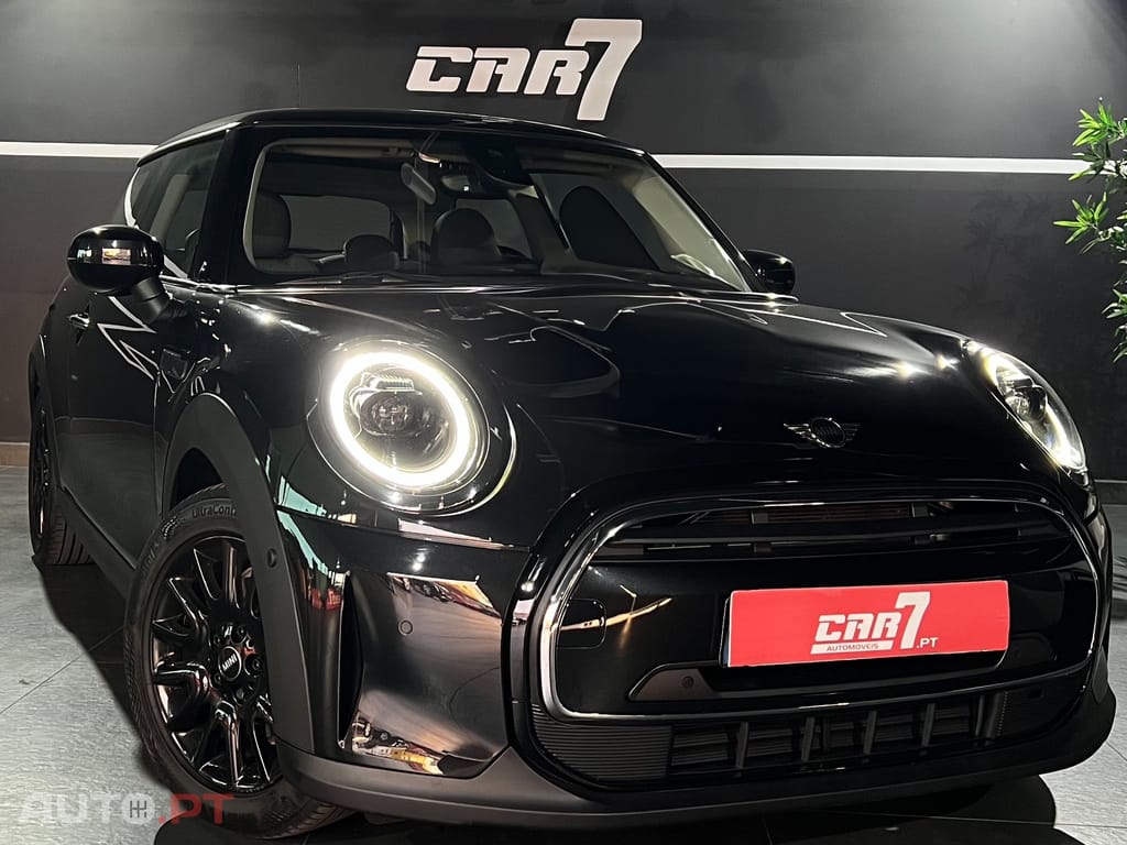 MINI Cooper Cooper Premium Extra Essential Auto
