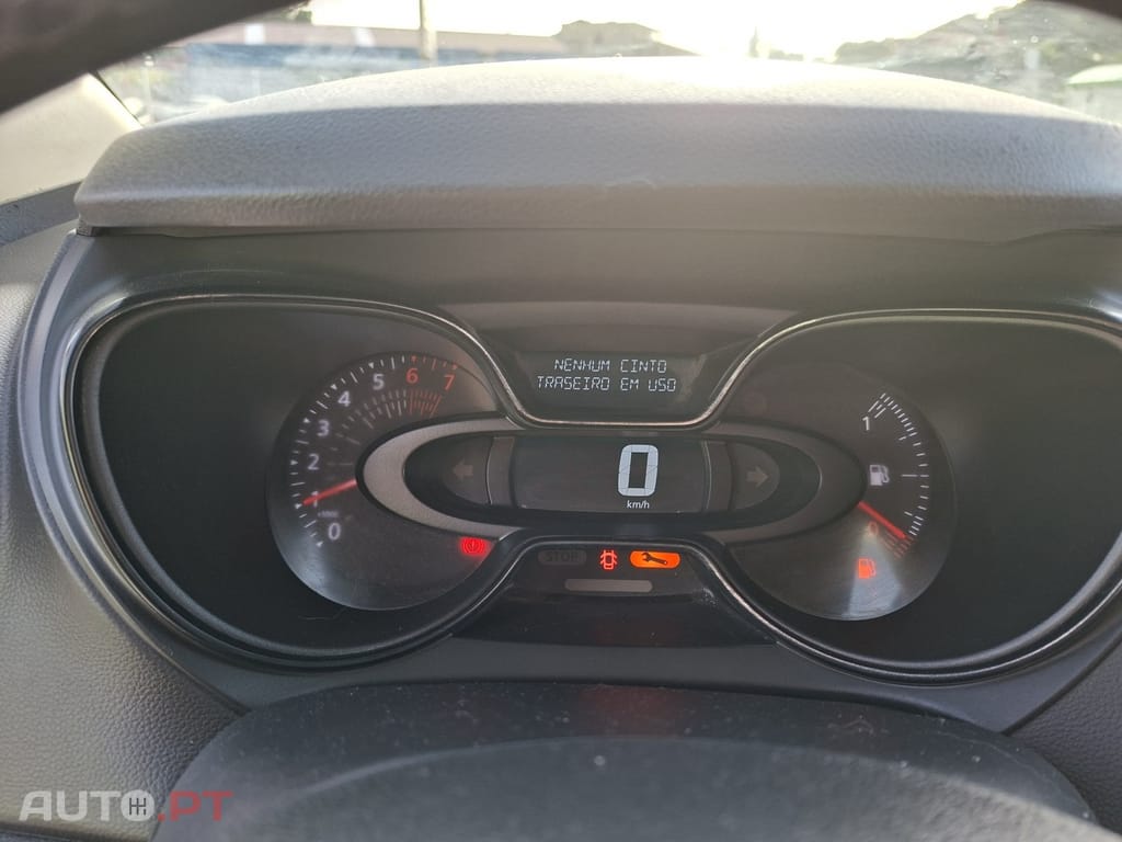 Renault Captur 0.9 TCE Exclusive — fotografia 18
