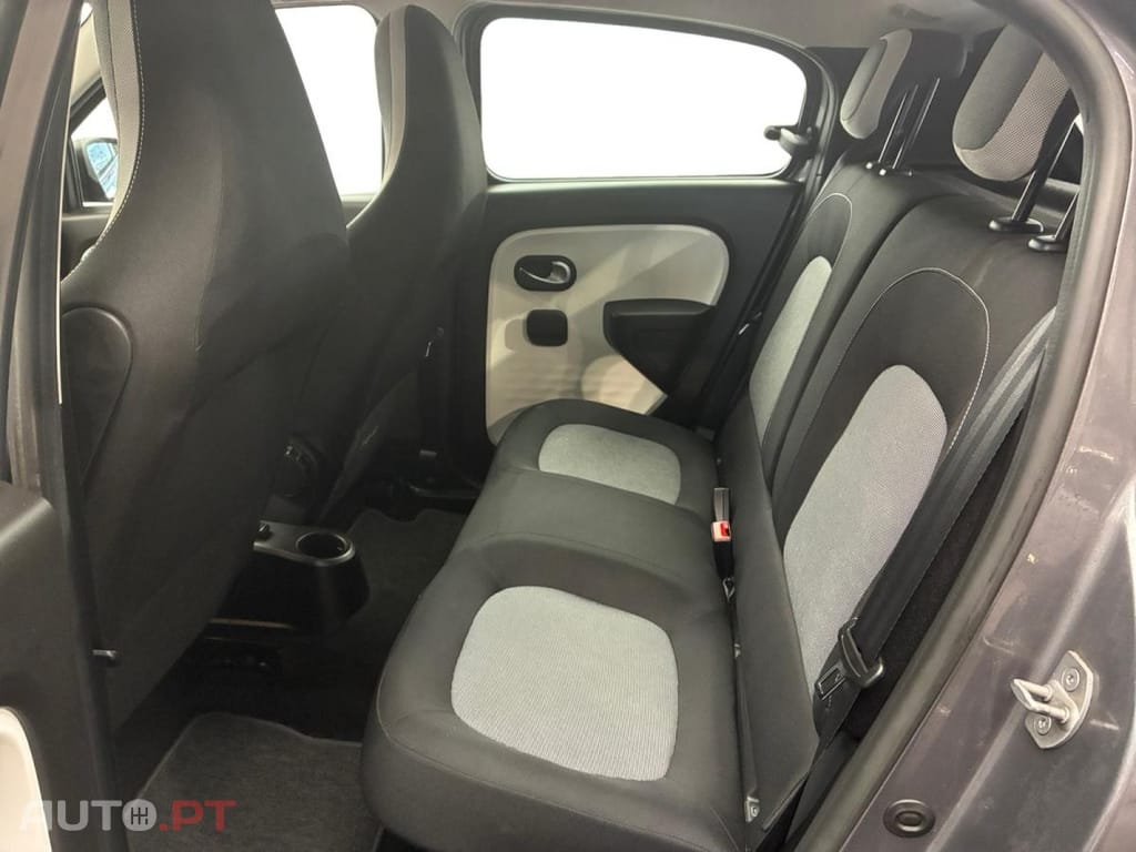 Renault Twingo E-Tech Equilibre