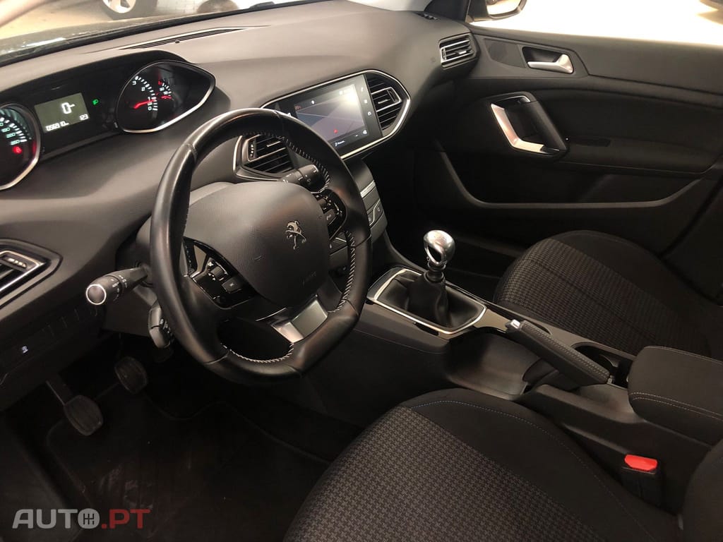 Peugeot 308 1.2 PureTech Access