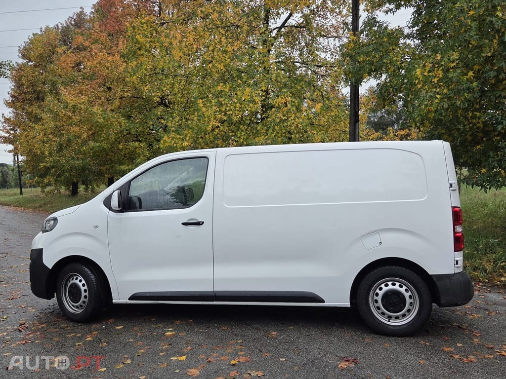 Peugeot Expert 2.0 BlueHDi L1H1 Premium Compact EAT8
