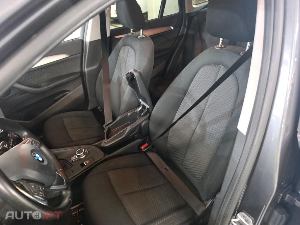 BMW X1 18 d sDrive Auto