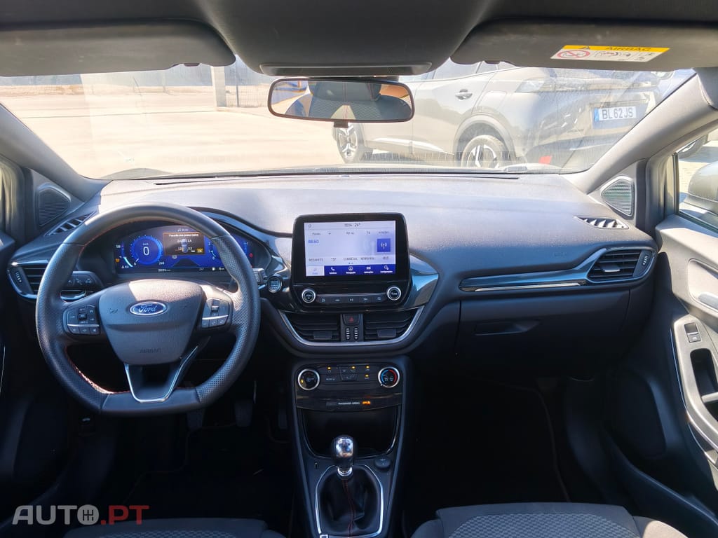 Ford Puma 1.0 EcoBoost MHEV ST-Line