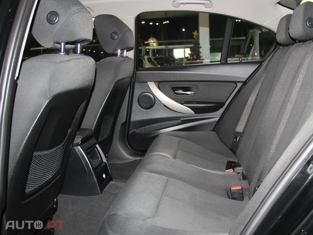BMW 318 d Touring Advantage